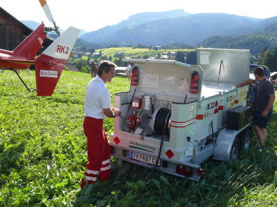 Betankung des Hubschraubers